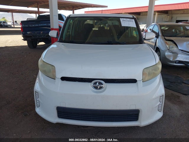 Scion XB 2014 JTLZE4FEXEJ058786 Image 12