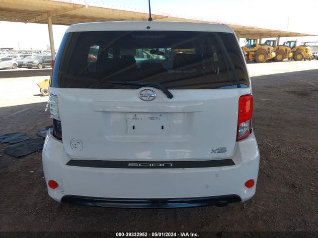 Scion XB 2014 JTLZE4FEXEJ058786 Image 16