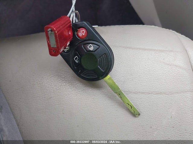 Ford ESCAPE SEL 2018 1FMCU0HD0JUD34138 Image 11