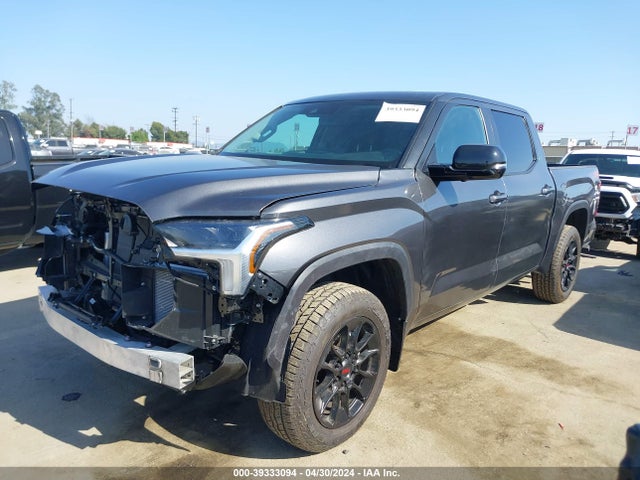 Toyota Tundra Limited 2022 5TFJA5EC0NX005022 Image 2