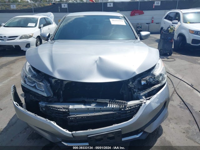 Honda ACCORD LX 2017 1HGCR2F38HA204133 Image 12