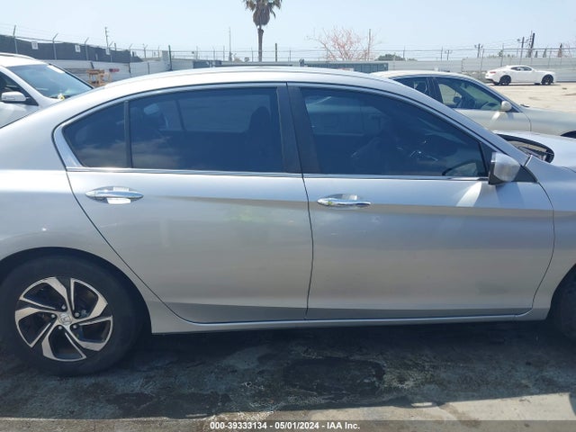 Honda ACCORD LX 2017 1HGCR2F38HA204133 Image 13