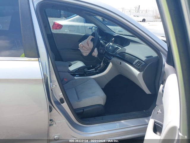 Honda ACCORD LX 2017 1HGCR2F38HA204133 Image 5