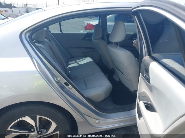 Honda ACCORD LX 2017 1HGCR2F38HA204133 Image 8