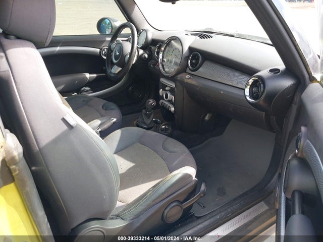 2009 MINI COOPER S WMWMS33579TG89891 Photo 4