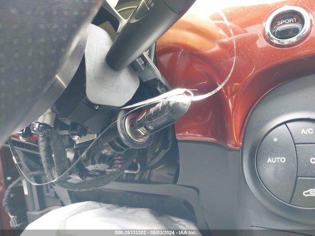 2015 FIAT 500 3C3CFFHH9FT642953 Photo 10