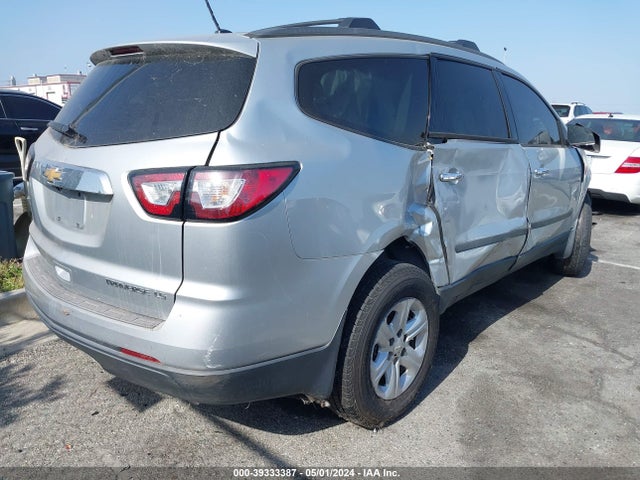 Chevrolet Traverse Ls 2015 1GNKRFKD6FJ371739 Image 4