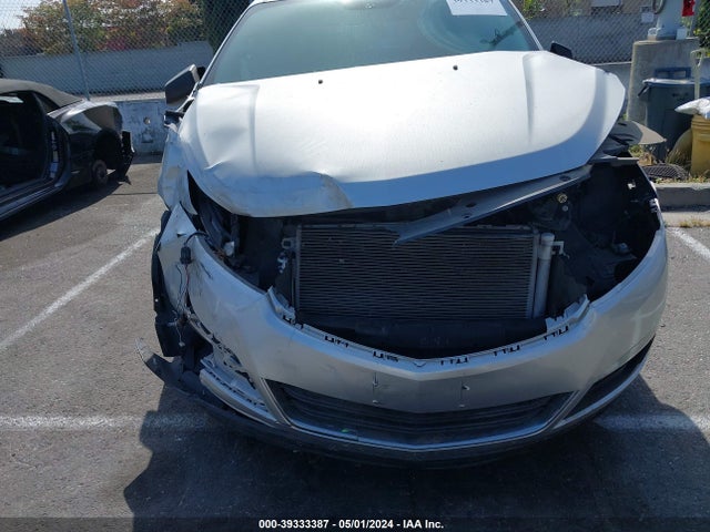 Chevrolet Traverse Ls 2015 1GNKRFKD6FJ371739 Image 6