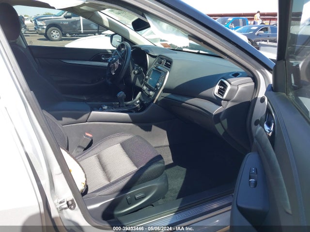 Nissan Maxima 3.5 S 2018 1N4AA6AP2JC366743 Image 5