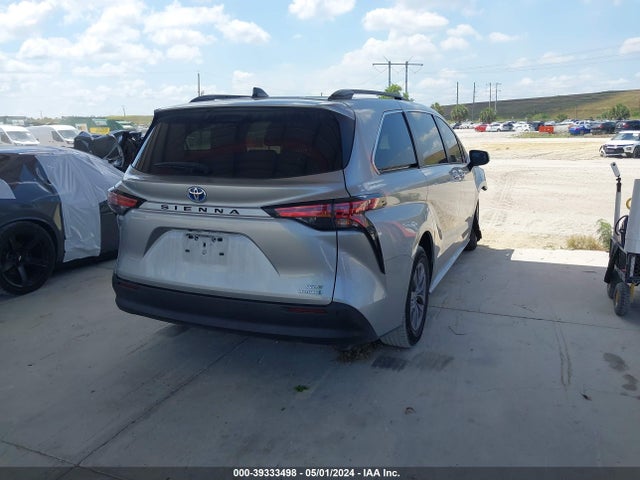 Toyota SIENNA XLE 2021 5TDYRKEC1MS052912 Image 4