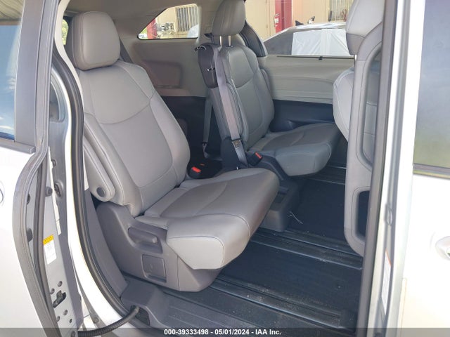 Toyota SIENNA XLE 2021 5TDYRKEC1MS052912 Image 8