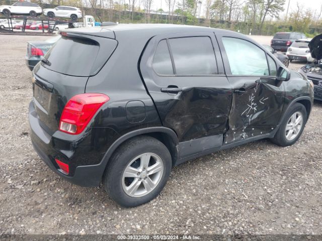 2020 CHEVROLET TRAX KL7CJKSB5LB052217 Photo 3