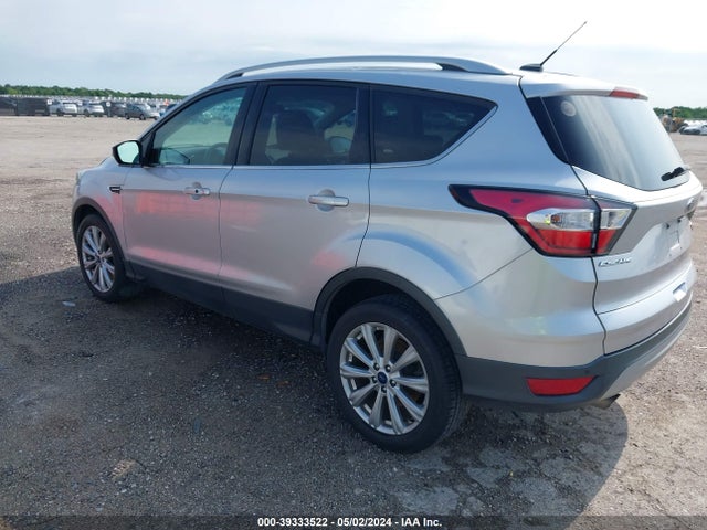 Ford Escape Titanium 2017 1FMCU0J99HUB83302 Image 3