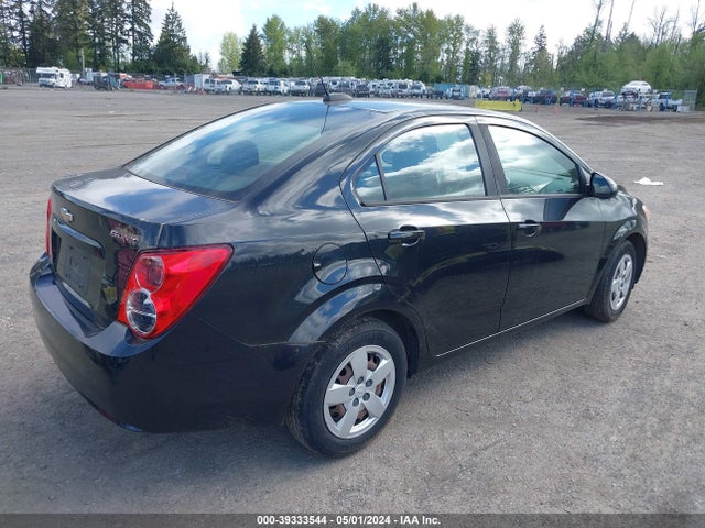 Chevrolet Sonic Ls Auto 2015 1G1JA5SG6F4130223 Image 4