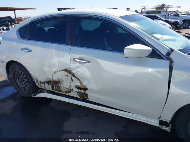 Nissan Altima 2.5 S 2015 1N4AL3AP2FN306921 Image 13