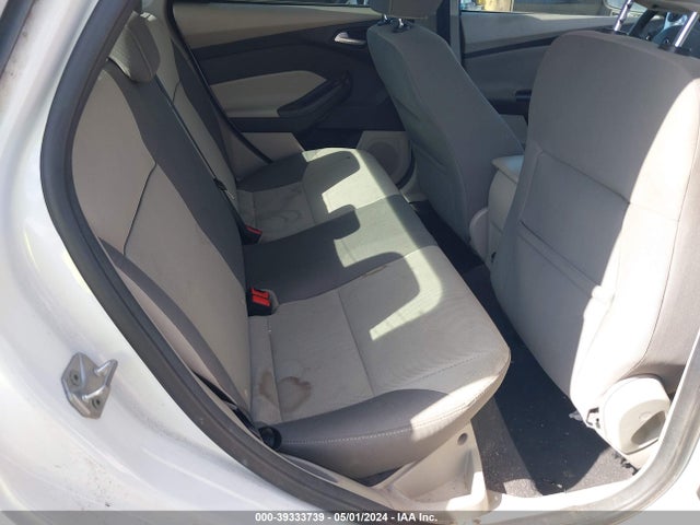 Ford FOCUS SE 2014 1FADP3F22EL118697 Image 8