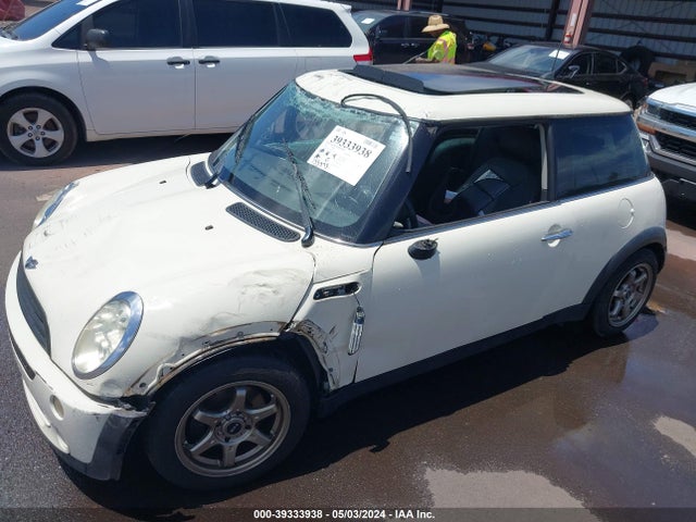 2006 MINI COOPER WMWRC33576TJ77348 Photo 5