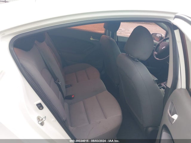 KIA FORTE LX 2017 3KPFK4A79HE079212 Image 8