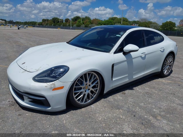 2017 PORSCHE PANAMERA WP0AA2A75HL104325 Photo 1