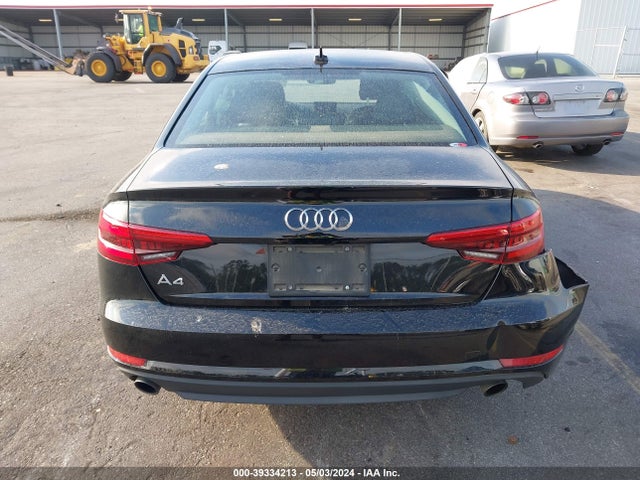 WAUGNAF41HN023928 Audi A4 2.0t Premium