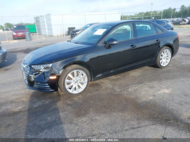 WAUGNAF41HN023928 Audi A4 2.0t Premium