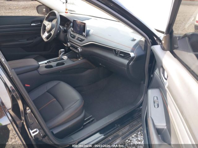 1N4BL4CW7NN373091 Nissan Altima Sr Intelligent Awd