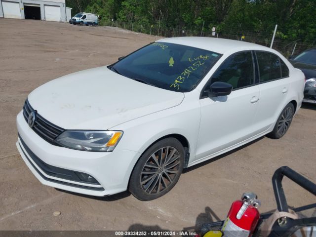 3VWD17AJ0FM345661 Volkswagen Jetta 1.8t Sport