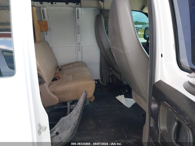 Chevrolet Express 2500 Work Van 2014 1GCWGFBAXE1163058 Image 8