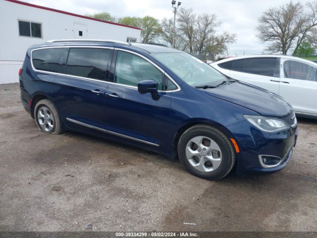 Продаж на аукціоні авто 2017 Chrysler Pacifica Touring-l Plus, vin: 2C4RC1EG5HR611671, номер лоту: 39334299