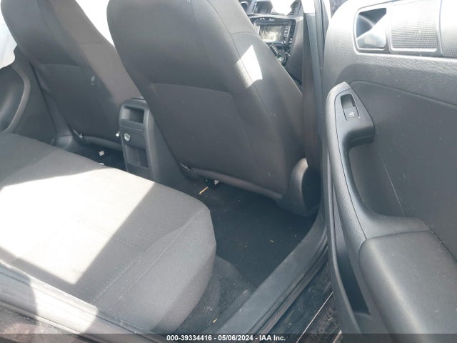 3VW1K7AJ8FM280039 Volkswagen Jetta 2.0l S
