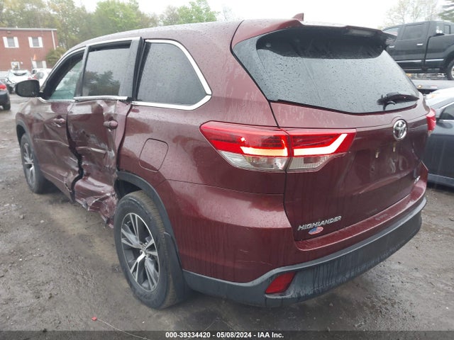 Toyota Highlander Le Plus 2017 5TDBZRFHXHS415173 Image 3