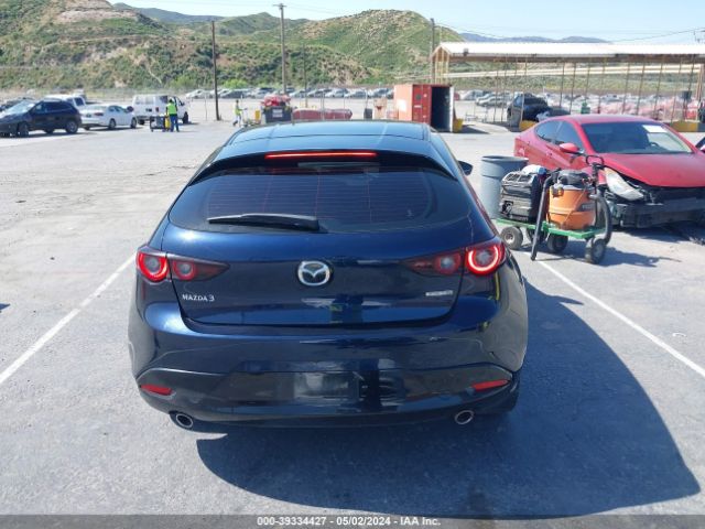 JM1BPAKLXN1504154 Mazda Mazda3 Select