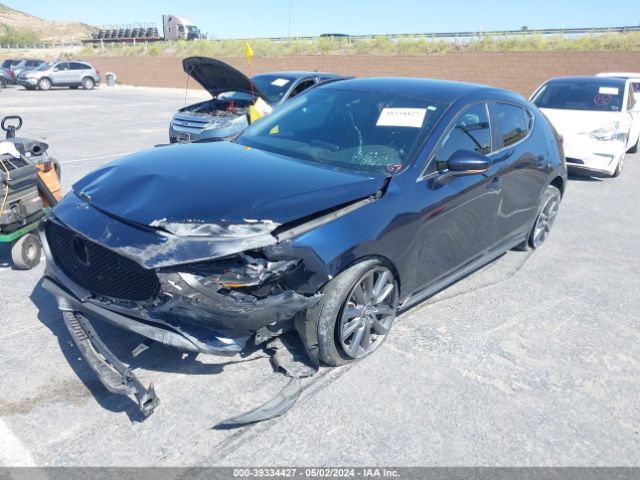 JM1BPAKLXN1504154 Mazda Mazda3 Select