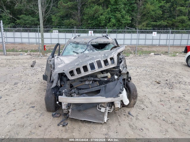 1C4PJMCB3MD149422 Jeep Cherokee Latitude 4x4