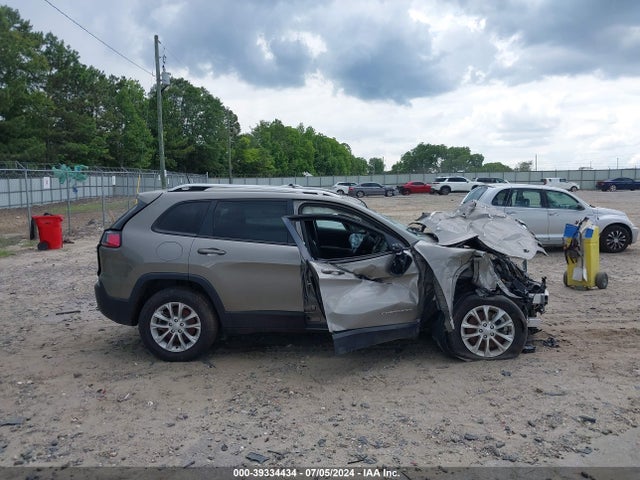 1C4PJMCB3MD149422 Jeep Cherokee Latitude 4x4