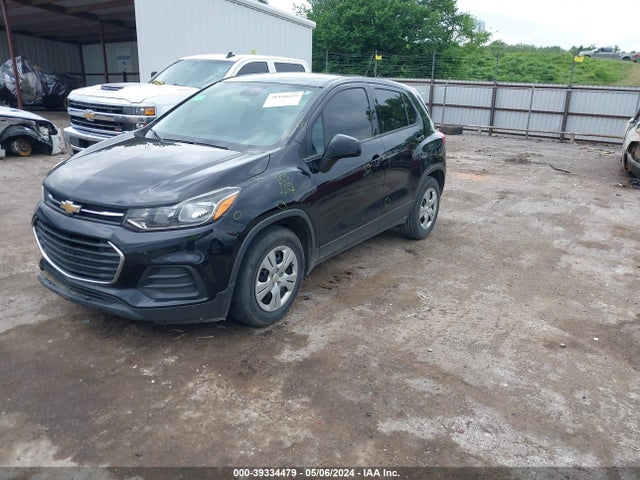 Chevrolet TRAX LS 2017 3GNCJKSB3HL278479 Image 2