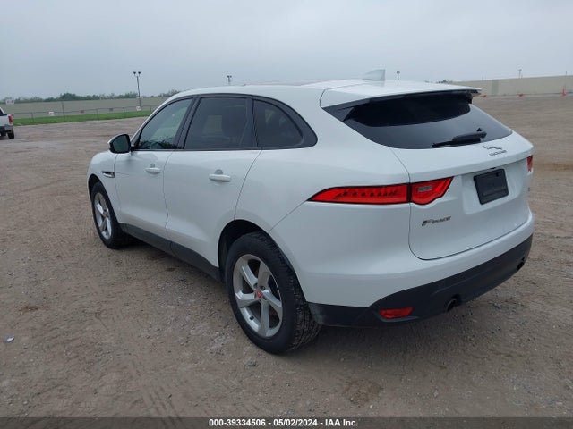 2018 JAGUAR F-PACE SADCJ2GX6JA236970 Photo 2