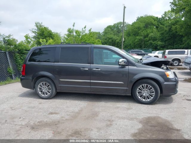 2C4RC1CG4GR112572 Chrysler Town & Country Touring-l Anniversary Edition