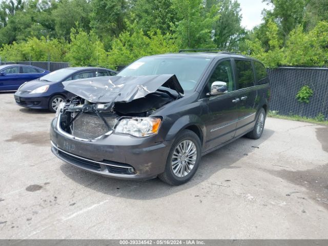 2C4RC1CG4GR112572 Chrysler Town & Country Touring-l Anniversary Edition