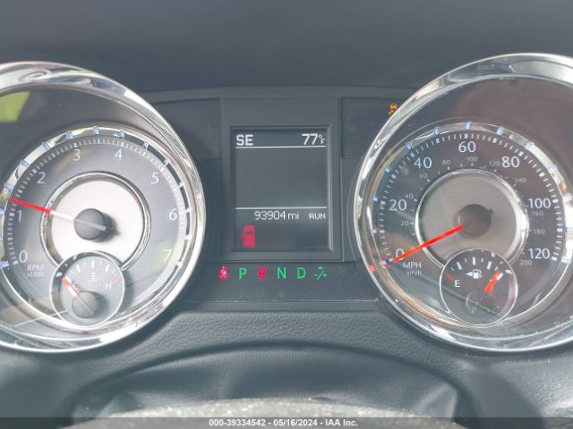 2C4RC1CG4GR112572 Chrysler Town & Country Touring-l Anniversary Edition