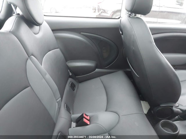 2010 MINI COOPER WMWMF3C58ATZ64545 Photo 7