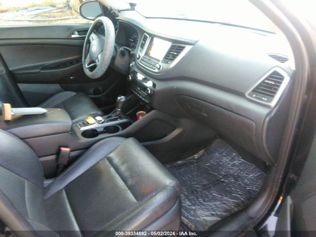 Hyundai Tucson Se Plus 2017 KM8J33A42HU381073 Image 5