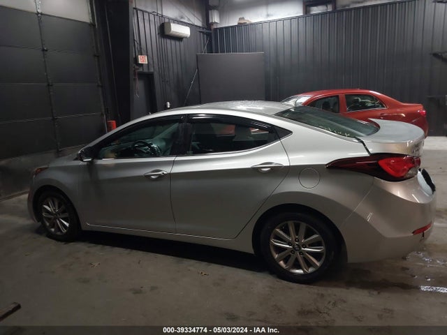 Hyundai ELANTRA SE 2015 5NPDH4AE4FH593871 Image 14