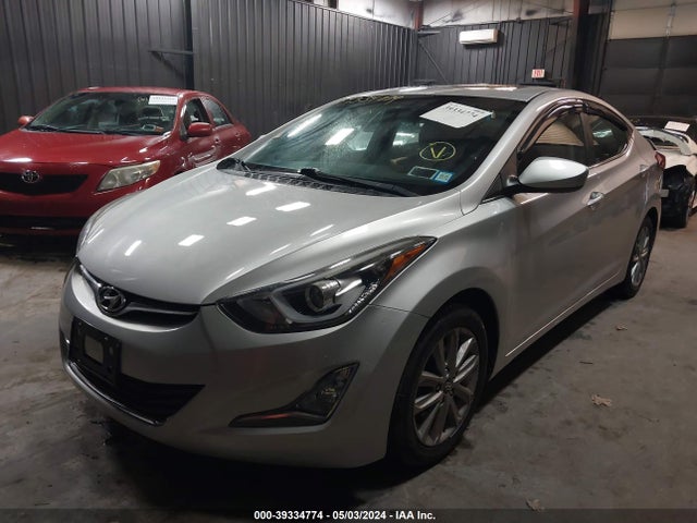 Hyundai ELANTRA SE 2015 5NPDH4AE4FH593871 Image 2
