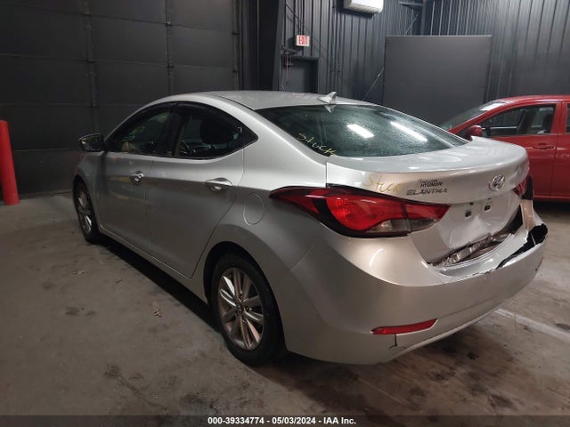 Hyundai ELANTRA SE 2015 5NPDH4AE4FH593871 Image 3