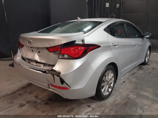 Hyundai ELANTRA SE 2015 5NPDH4AE4FH593871 Image 4