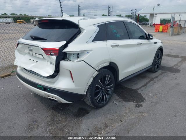 3PCAJ5BA8MF122729 Infiniti Qx50 Luxe