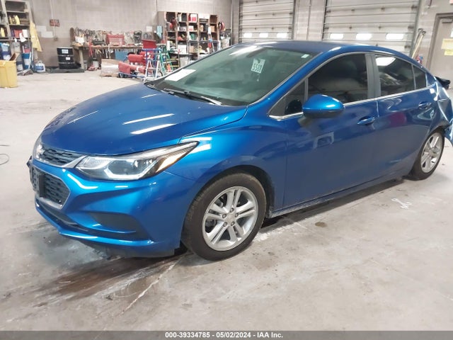 Chevrolet Cruze Lt Auto 2018 1G1BE5SM7J7194843 Image 2