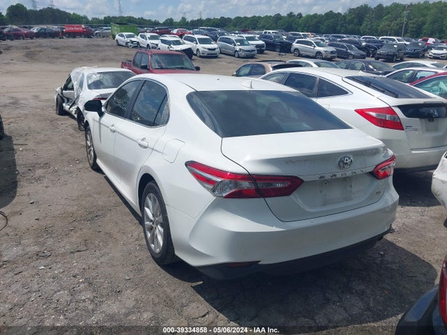 Toyota CAMRY LE 2020 4T1C11AKXLU901594 Image 3