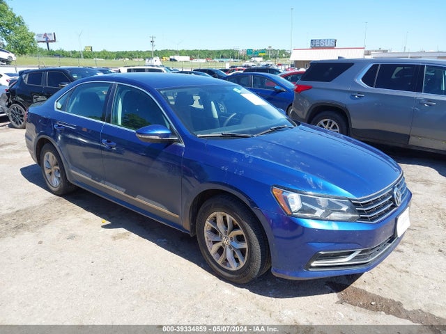 2016 1VWAT7A32GC032810 main image